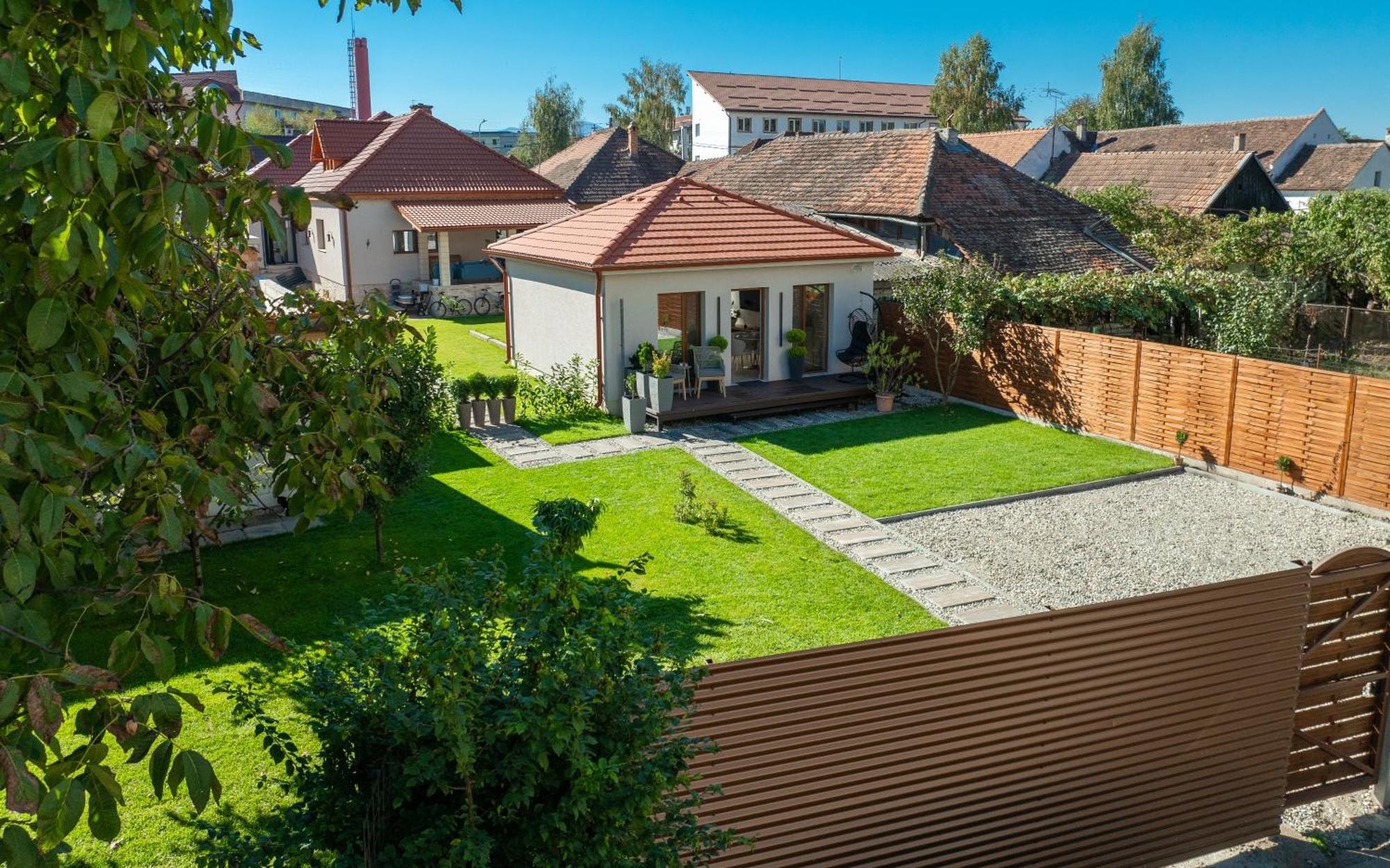 Day One Studio Fagaras Exterior photo